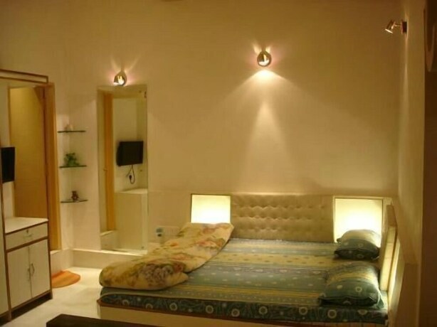 Imagen de la habitación del Hotel Rahul Guest House. Foto 31
