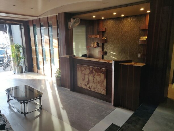 Imagen general del Hotel Rahul, Jabalpur. Foto 11