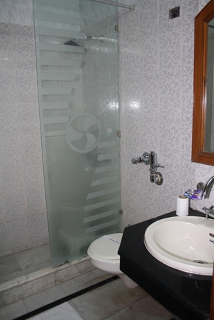 Imagen de la habitación del Hotel Rahul Palace. Foto 2