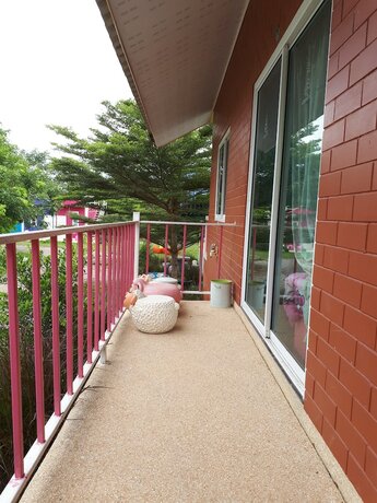 Imagen general del Hotel Rai Phurak Resort. Foto 12