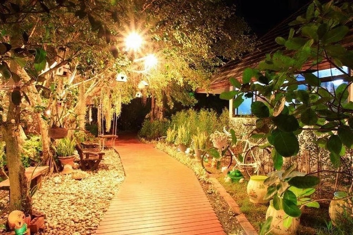 Imagen de los exteriores del Hotel Rai Saweangsuk88. Foto 16
