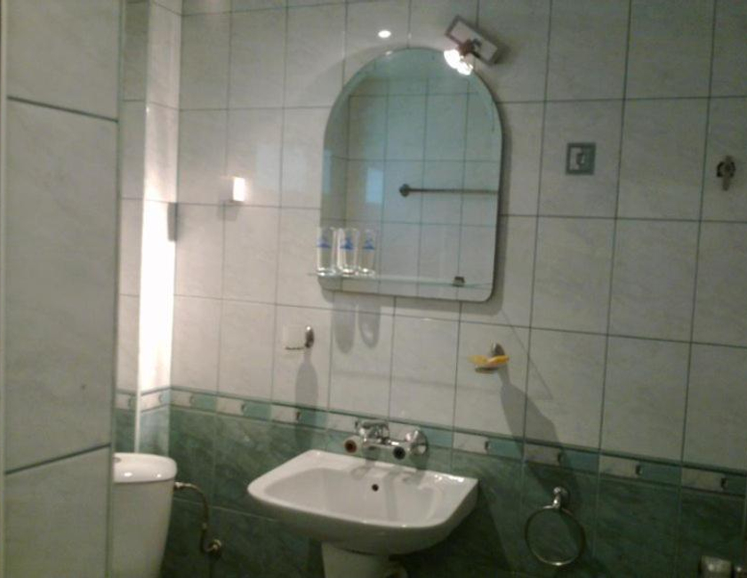 Imagen general del Hotel Rai, kavarna. Foto 5