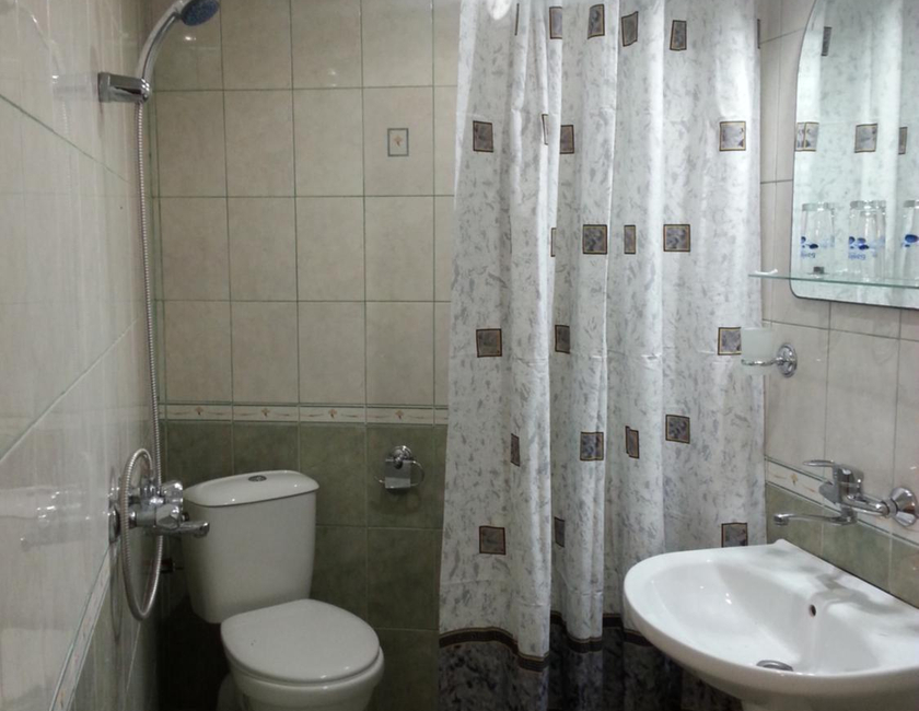 Imagen general del Hotel Rai, kavarna. Foto 10
