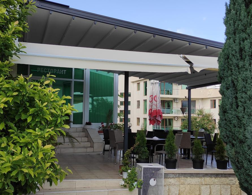 Imagen general del Hotel Rai, kavarna. Foto 20