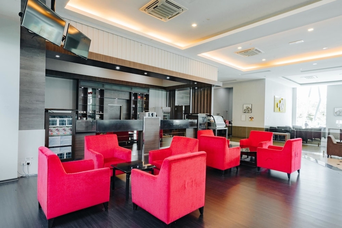 Imagen del bar/restaurante del Hotel Raia Hotel and Convention Centre Alor Setar. Foto 2