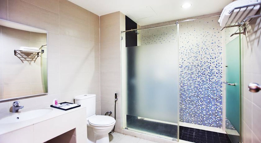 Imagen de la habitación del Hotel Raia Inn Penang. Foto 7