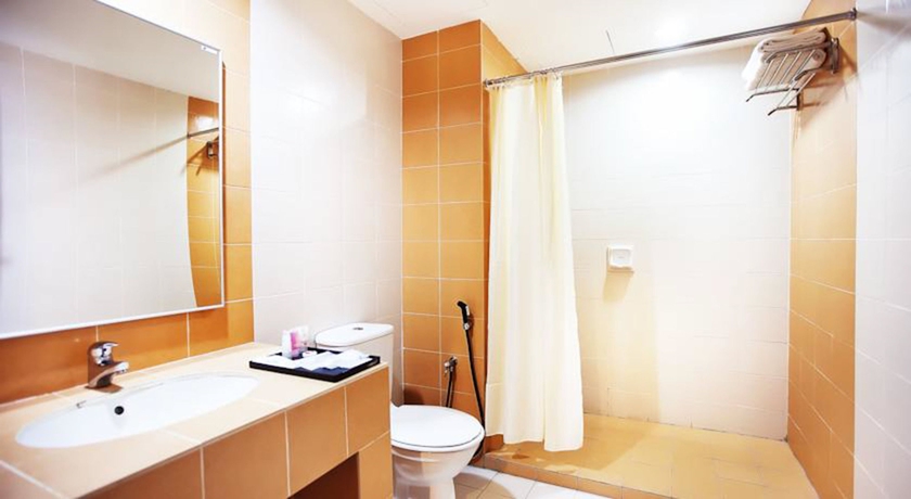 Imagen de la habitación del Hotel Raia Inn Penang. Foto 12