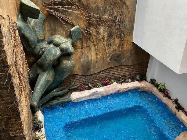 Imagen de la piscina del Hotel Ra&iacute;ces de Mar. Foto 18