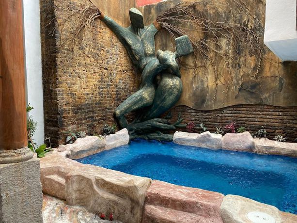 Imagen de la piscina del Hotel Ra&iacute;ces de Mar. Foto 20