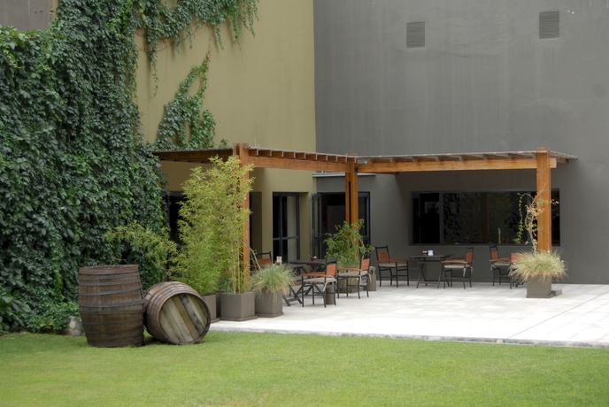 Imagen de los exteriores del Hotel Raices Aconcagua Mendoza. Foto 7