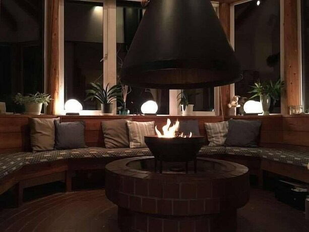 Imagen del bar/restaurante del Hotel Raicho Lodge Madarao. Foto 13