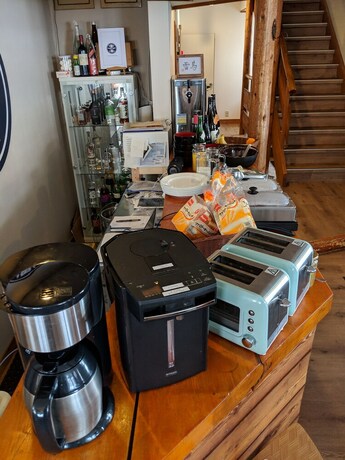 Imagen del bar/restaurante del Hotel Raicho Lodge Madarao. Foto 14