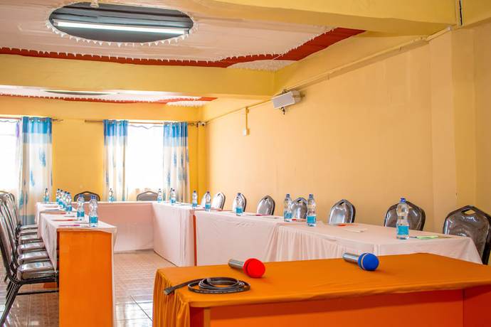 Imagen de los interiores del Hotel Railsend. Foto 12