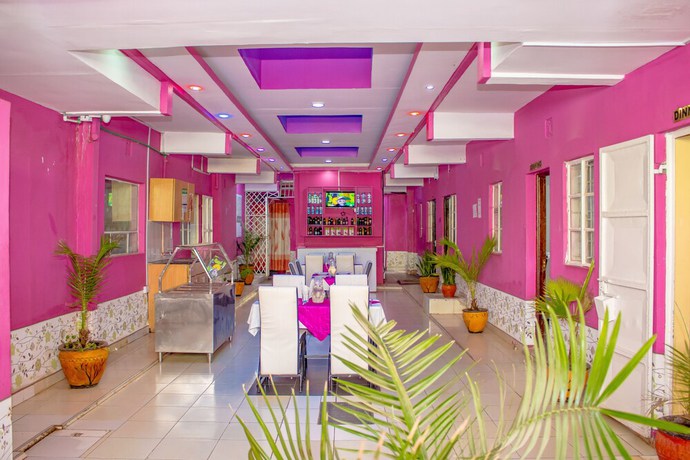 Imagen del bar/restaurante del Hotel Railsend. Foto 5