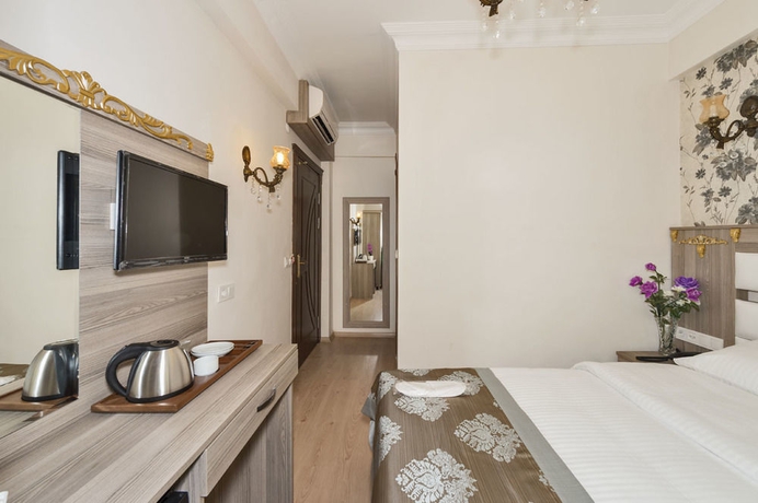 Imagen de la habitación del Hotel Raimond. Foto 8