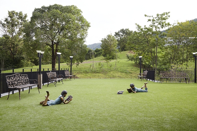 Imagen de los exteriores del Hotel Rain Tree Residence. Foto 13