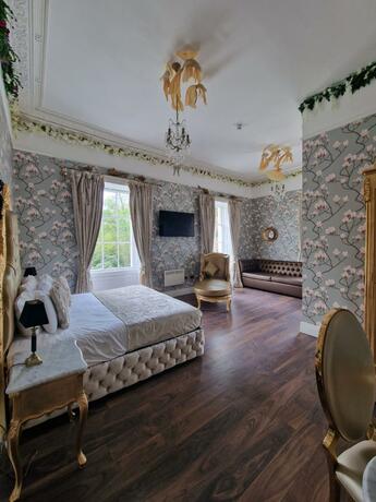 Imagen general del Hotel RainHill Hall. Foto 35