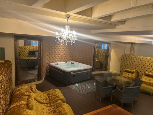 Imagen general del Hotel RainHill Hall. Foto 40