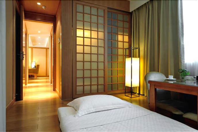 Imagen de la habitación del Hotel Rainbird International. Foto 3