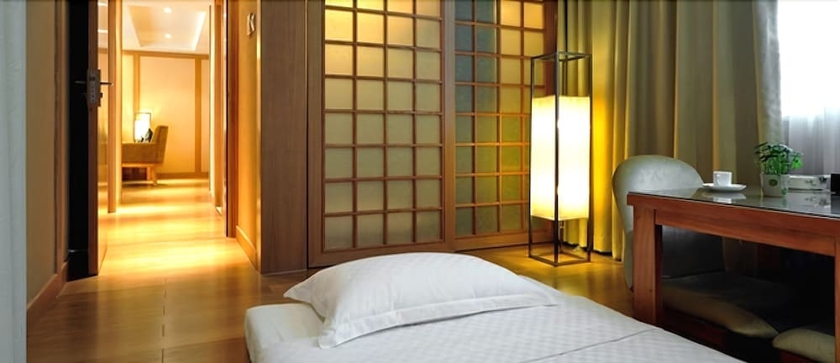Imagen de la habitación del Hotel Rainbird International. Foto 8