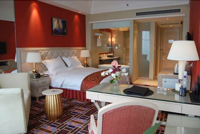 Imagen de la habitación del Hotel Rainbird International. Foto 13