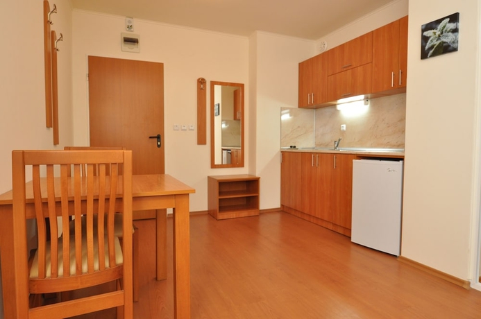 Imagen de la habitación del Hotel Rainbow 1 Holiday Complex. Foto 11