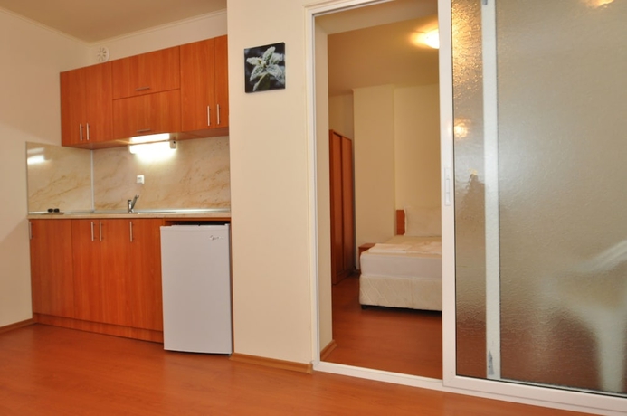 Imagen de la habitación del Hotel Rainbow 1 Holiday Complex. Foto 18