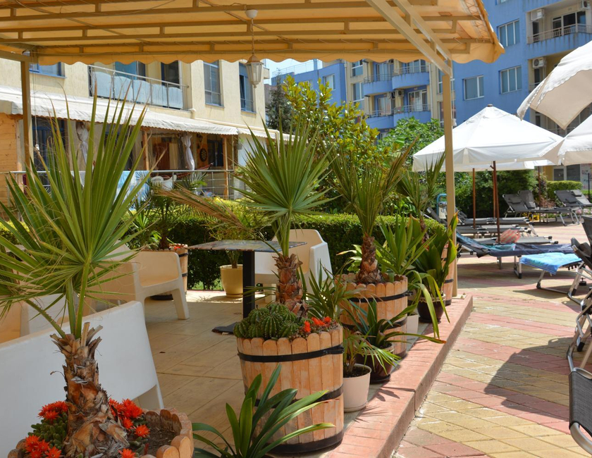Imagen general del Hotel Rainbow Aparthotel. Foto 15
