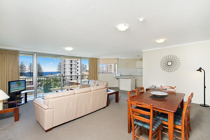 Imagen general del Hotel Rainbow Commodore Apartments. Foto 8