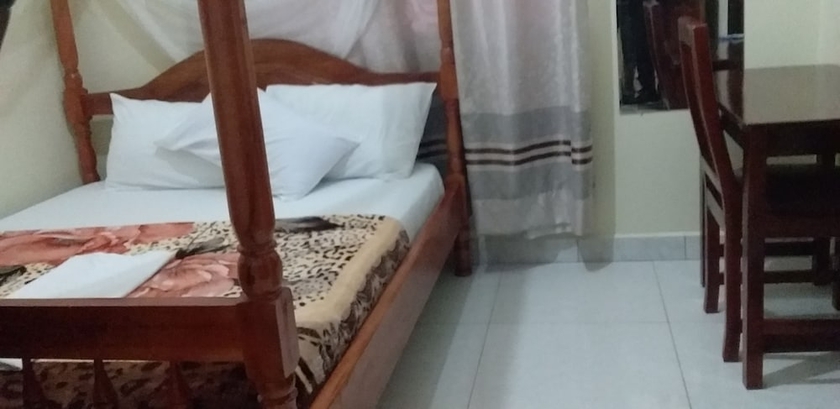 Imagen de la habitación del Hotel Rainbow Courts. Foto 9