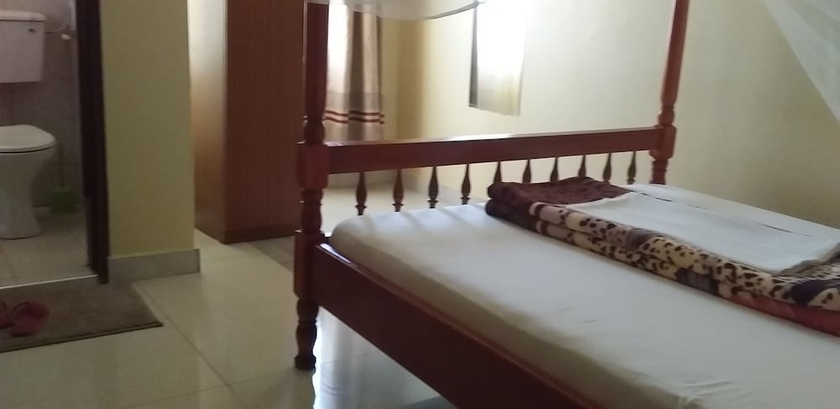 Imagen de la habitación del Hotel Rainbow Courts. Foto 12