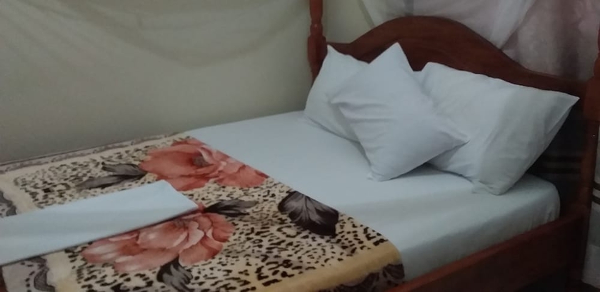 Imagen de la habitación del Hotel Rainbow Courts. Foto 19