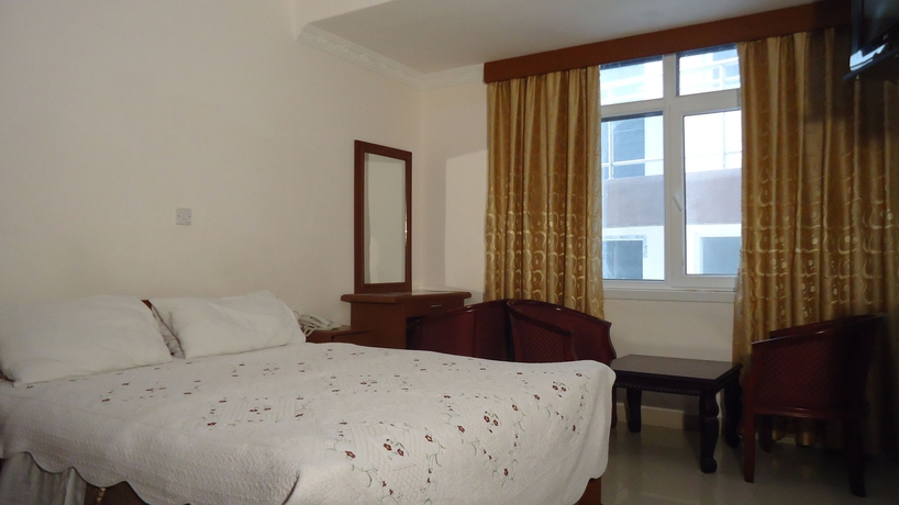 Imagen de la habitación del Hotel Rainbow. Foto 8