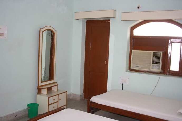 Imagen general del Hotel Rainbow Guest House, Bodhgaya. Foto 13