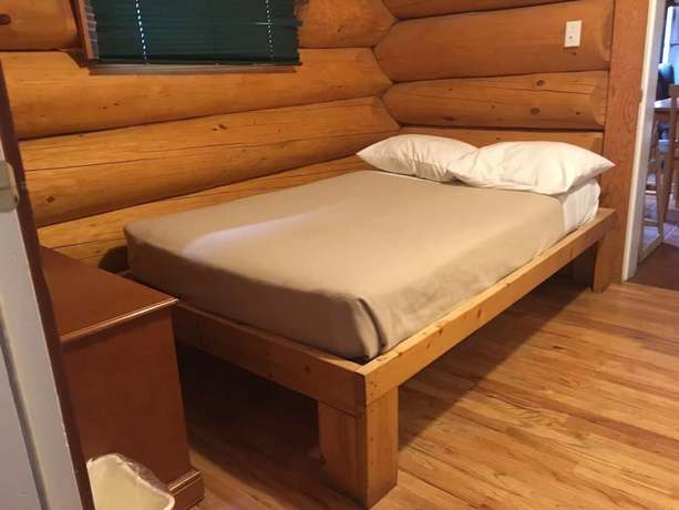 Imagen de la habitación del Hotel Rainbow Lake Castle Resort. Foto 19