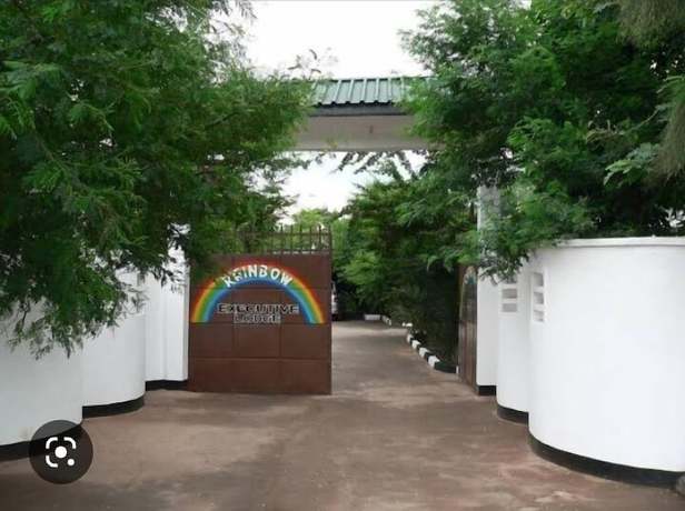 Imagen general del Hotel Rainbow Lodge, Boma la Ngombe. Foto 1