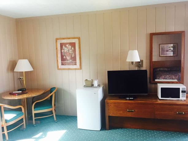 Imagen de la habitación del Hotel Rainbow Motel, Mackinaw City. Foto 4