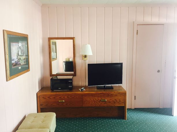 Imagen de la habitación del Hotel Rainbow Motel, Mackinaw City. Foto 14