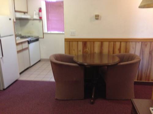 Imagen de la habitación del Hotel Rainbow Motor Inn, Chilliwack. Foto 4