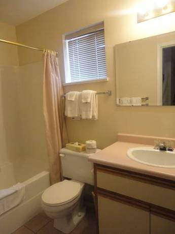 Imagen de la habitación del Hotel Rainbow Motor Inn, Chilliwack. Foto 7