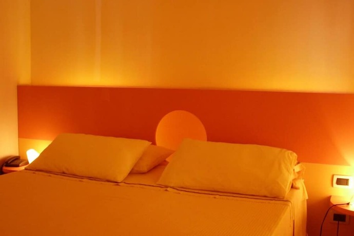 Imagen general del Hotel Rainbow, Palermo. Foto 1