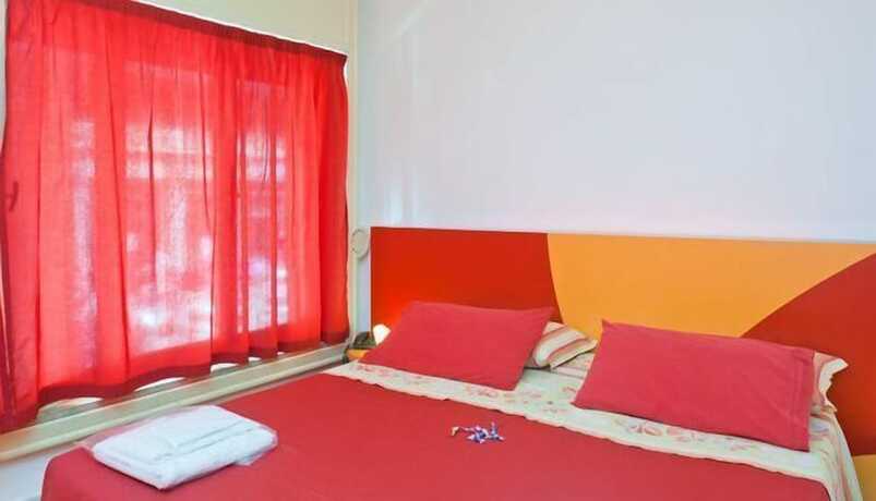 Imagen de la habitación del Hotel Rainbow, Palermo. Foto 17