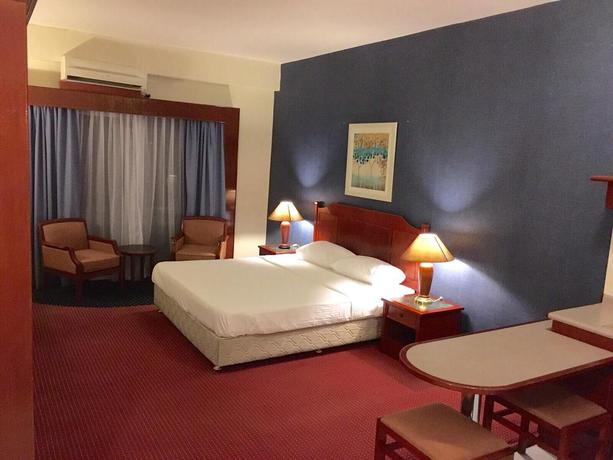 Imagen de la habitación del Hotel Rainbow Paradise Beach Resort. Foto 8