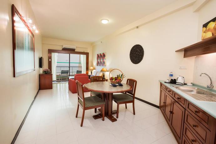 Imagen de la habitación del Hotel Rainbow Paradise Beach Resort. Foto 11