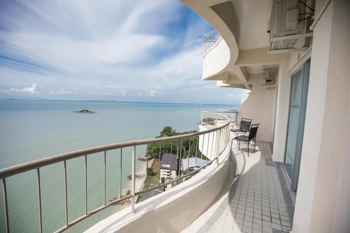 Imagen de los exteriores del Hotel Rainbow Paradise Beach Resort. Foto 18