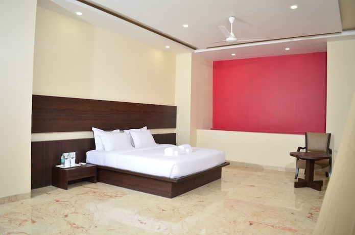 Imagen de la habitación del Hotel Rainbow Regis. Foto 6