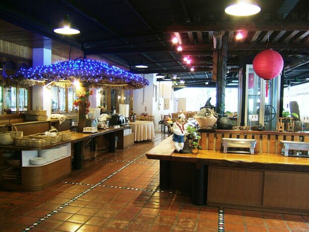 Imagen del bar/restaurante del Hotel Rainbow Resort, Beinan. Foto 23