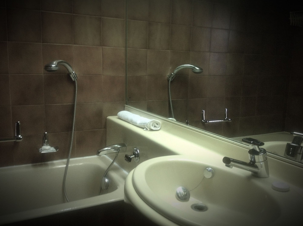 Imagen de la habitación del Hotel Rainbow Towers and Conference Centre. Foto 11