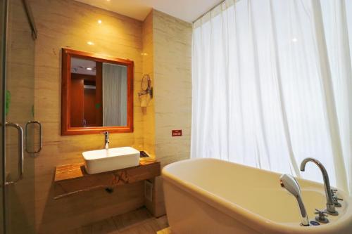 Imagen general del Hotel Rainbow Valley Hot Spring. Foto 4