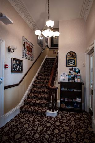 Imagen de los interiores del Hotel Raincliffe. Foto 20